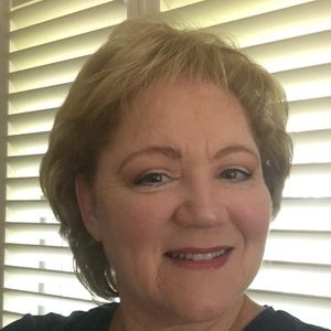 Meet your Posher, Deborah